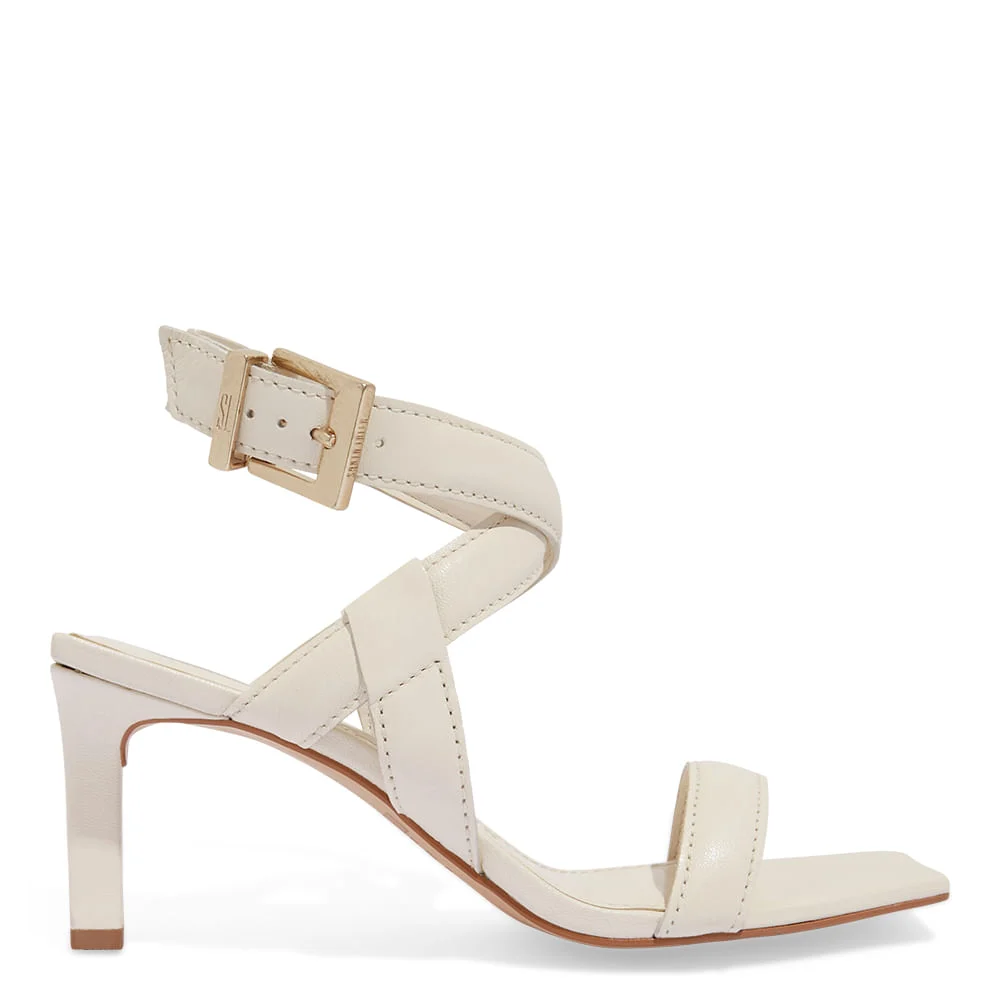 Sandália Couro Pelica Soft Off White Salto Baixo Fino - vista 1 de 3
