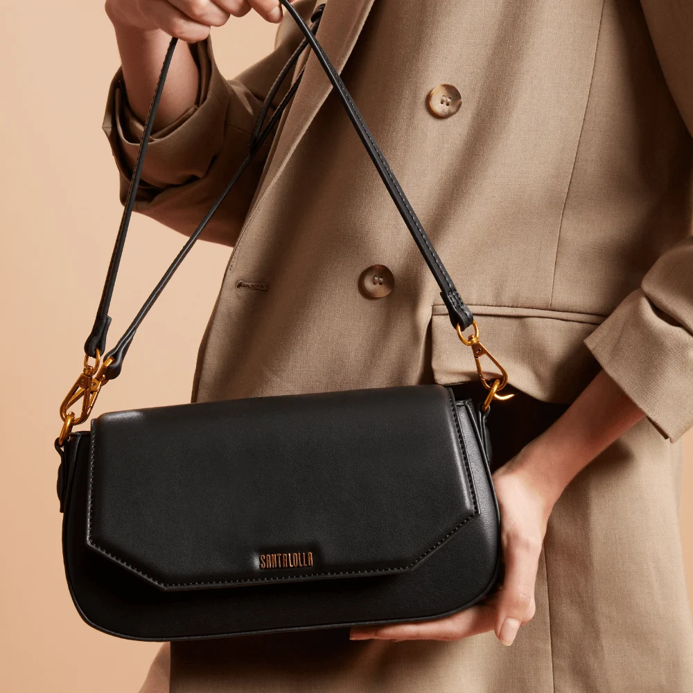 Bolsa Baguete Média Soft Preta Alça Ombro - vista 1 de 7