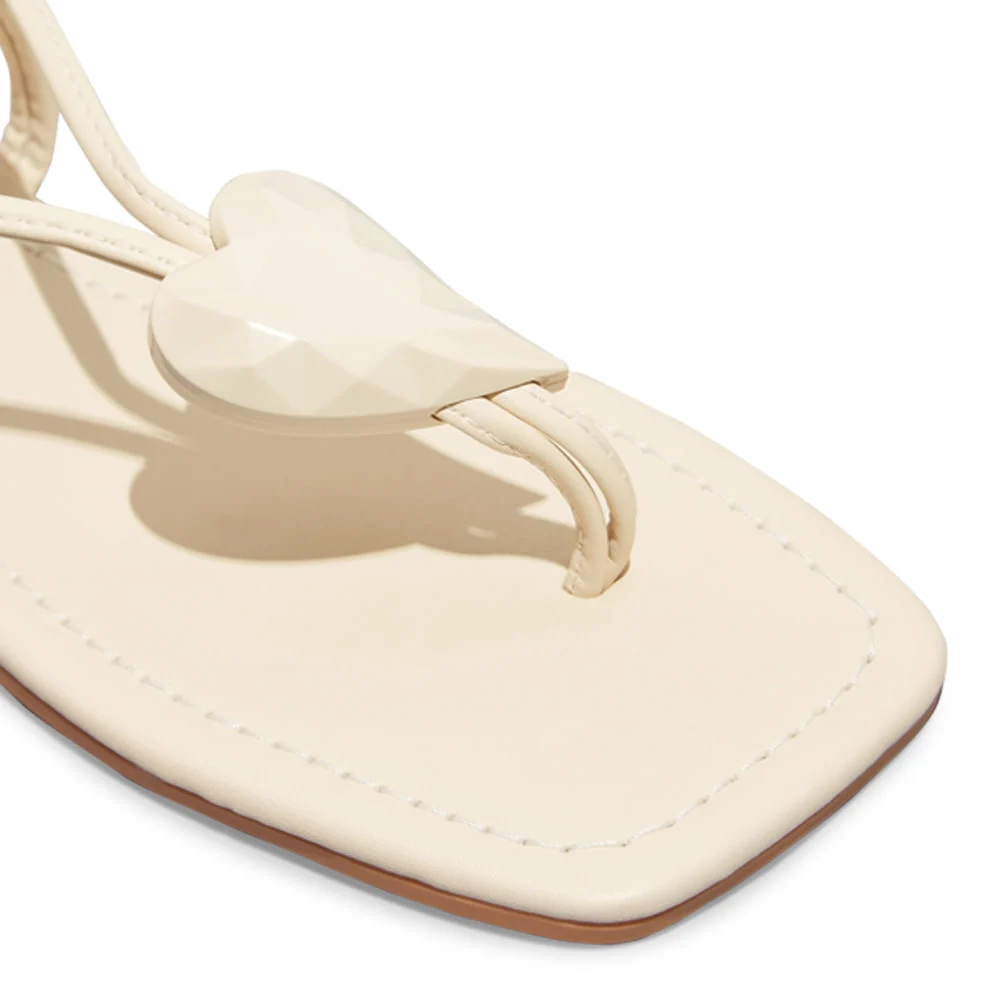 Sandália Rasteira Napa Soft Creme Bico Quadrado - vista 3 de 5