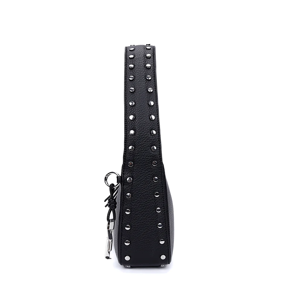 Bolsa Média Floater Preta Alça De Ombro Spikes - vista 4 de 8