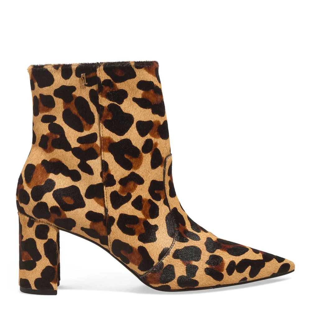 Bota Couro Pelo Bico Fino Salto Bloco Animal Print Onça - vista 1 de 3