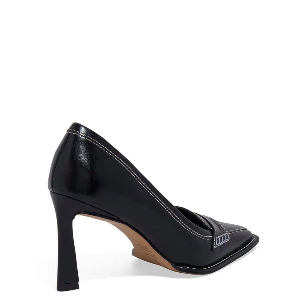 Scarpin Couro Bico Fino Preto Pespontos - vista 3 de 3