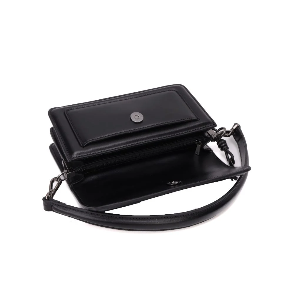 Bolsa Pequena Soft Preto Alça Ombro - vista 6 de 8