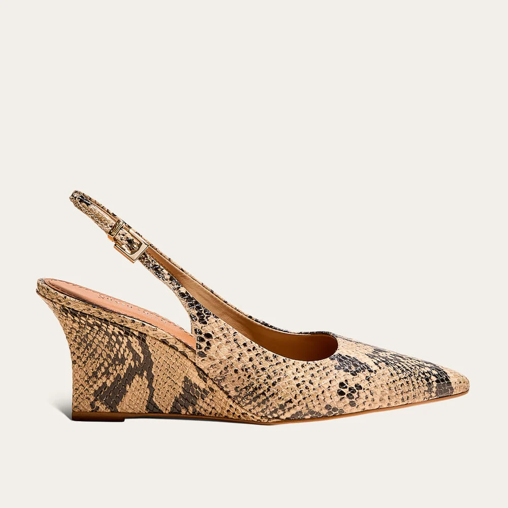 Scarpin Slingback Couro Animal Print Cobra Anabela - vista 1 de 3