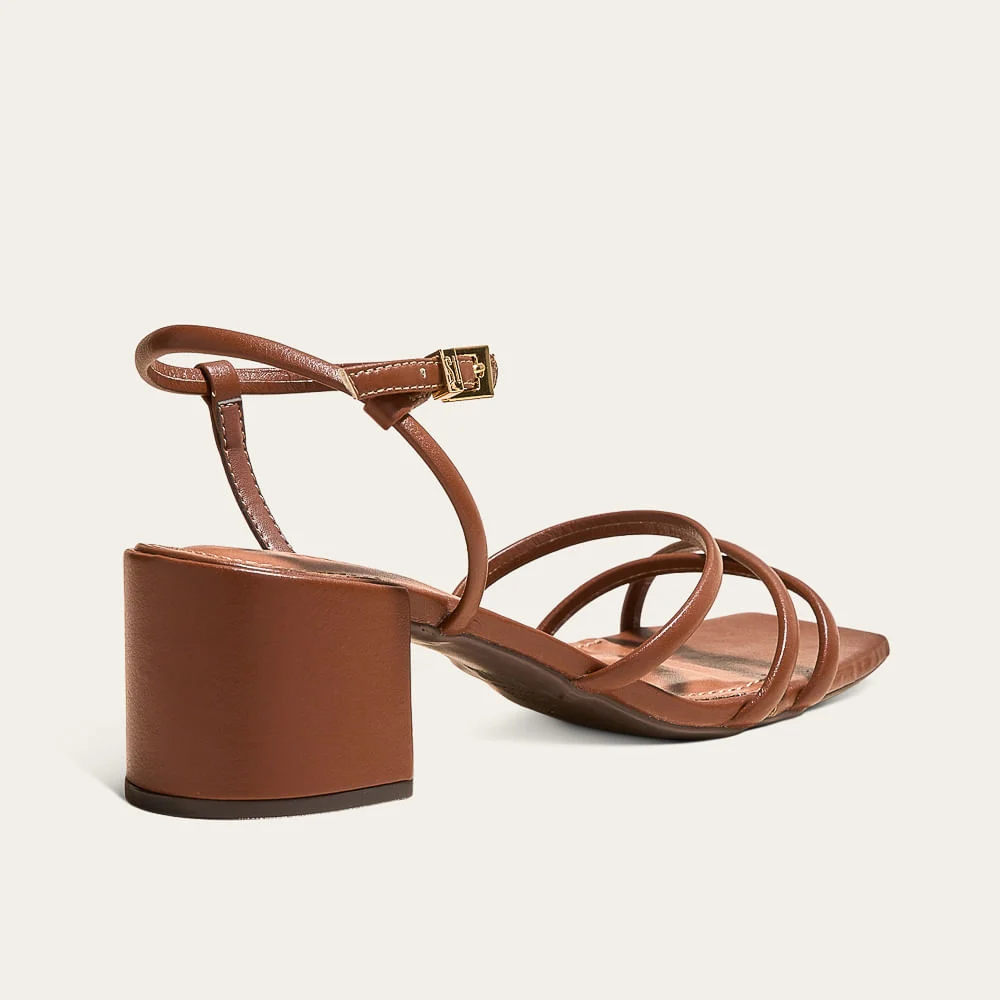 Sandália Napa Soft Salto Bloco Caramelo Tiras Finas - vista 2 de 3