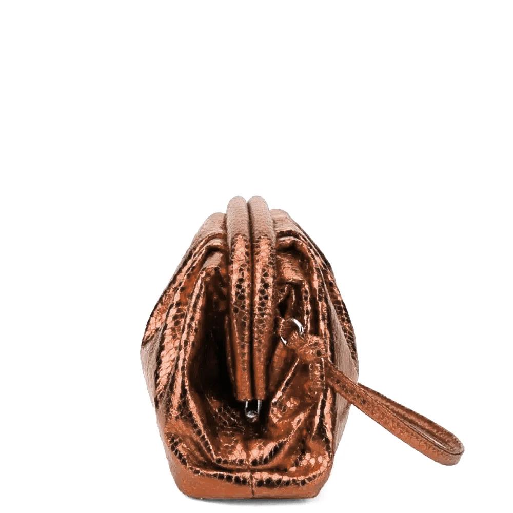 Bolsa Pouch Pequena Transversal Metalizada Marrom Bronze - vista 2 de 3